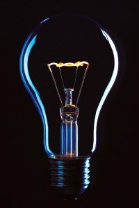 Jak wybrać najlepszą hurtownię elektryczną