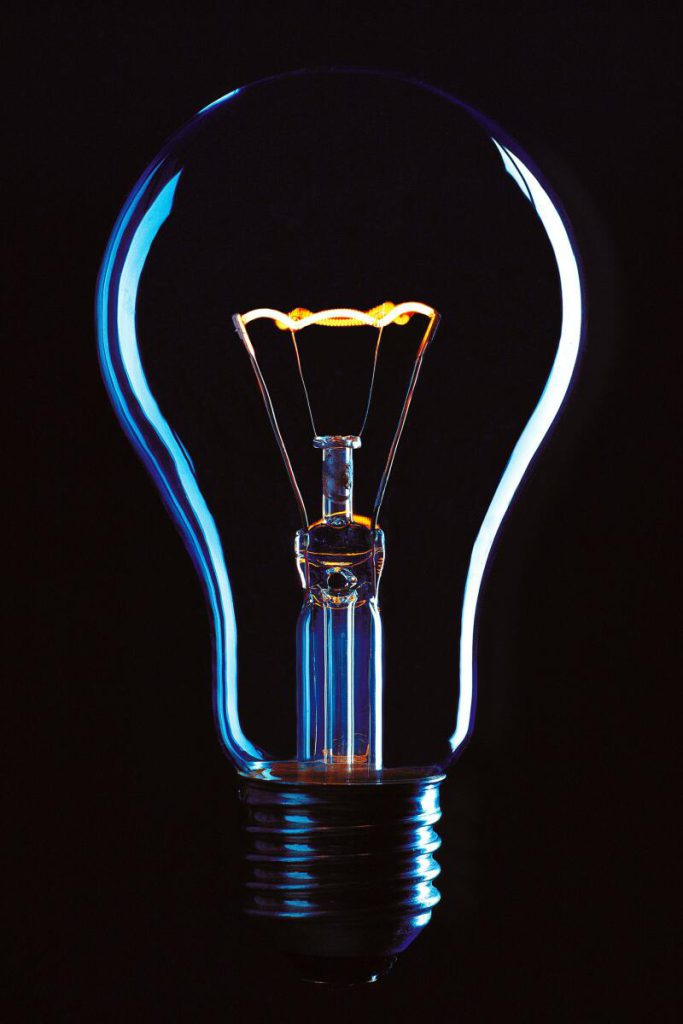Jak wybrać najlepszą hurtownię elektryczną